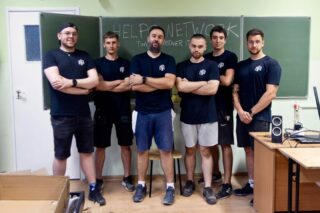 🚀 Nasz zespół to doświadczeni specjaliści, którzy łączą wiedzę techniczną, dokładność i pasję do nowych technologii. Dzięki temu każda realizacja jest dopięta na ostatni guzik – od planowania, przez wdrożenie, aż po finalne testy.

Moderniacja infrastruktury sieciowej w Szkoła Podstawowa nr 1 w Łańcucie to dla nas coś więcej niż projekt – to kolejny krok w stronę budowania niezawodnych i bezpiecznych sieci dla naszych klientów. 💪

Jeśli chcesz dowiedzieć się więcj – skontaktuj się z nami ⤵️
🌐 helponetwork.pl
✉️ biuro@helponetwork.pl
📞 725 532 755