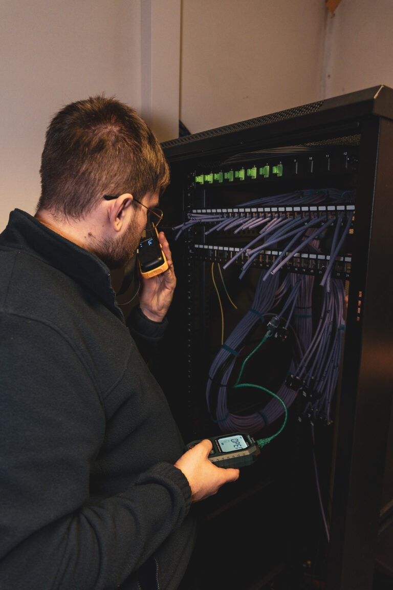 projektowanie i budowa sieci komputerowych